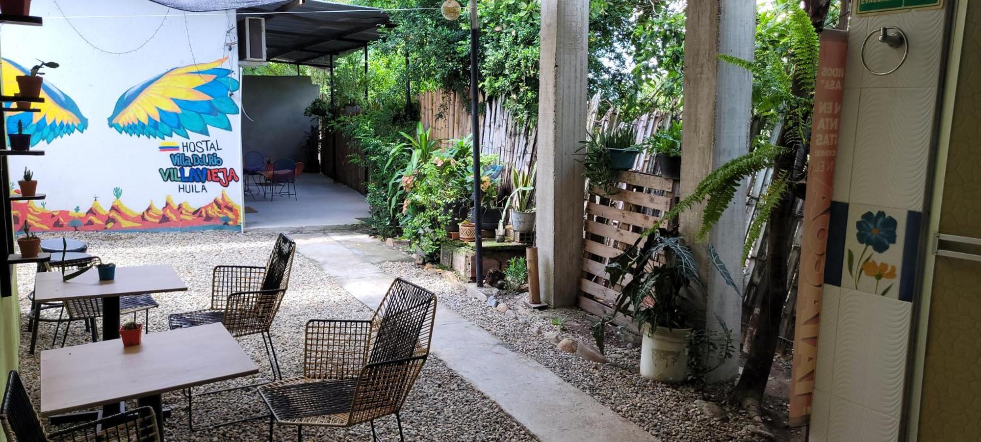 Hostal Villa Del Rio Las Brisas ビジャビエハ エクステリア 写真