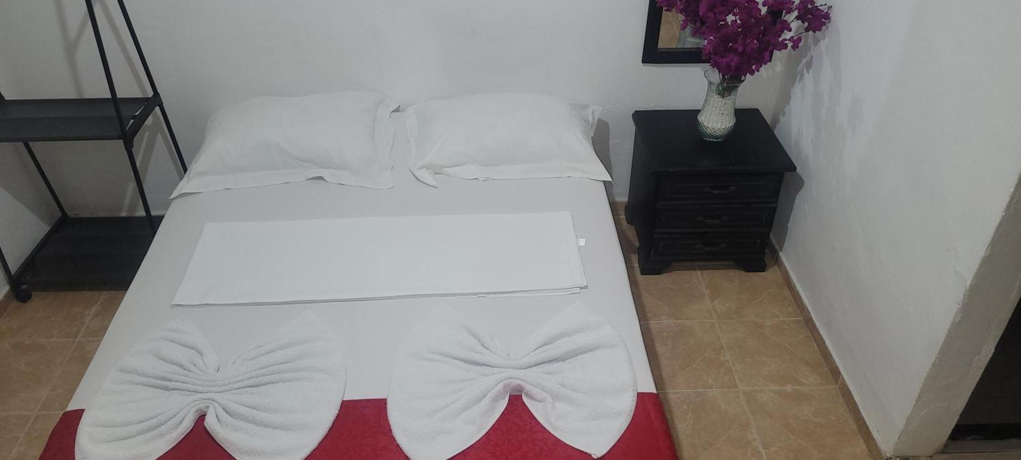 Hostal Villa Del Rio Las Brisas ビジャビエハ エクステリア 写真