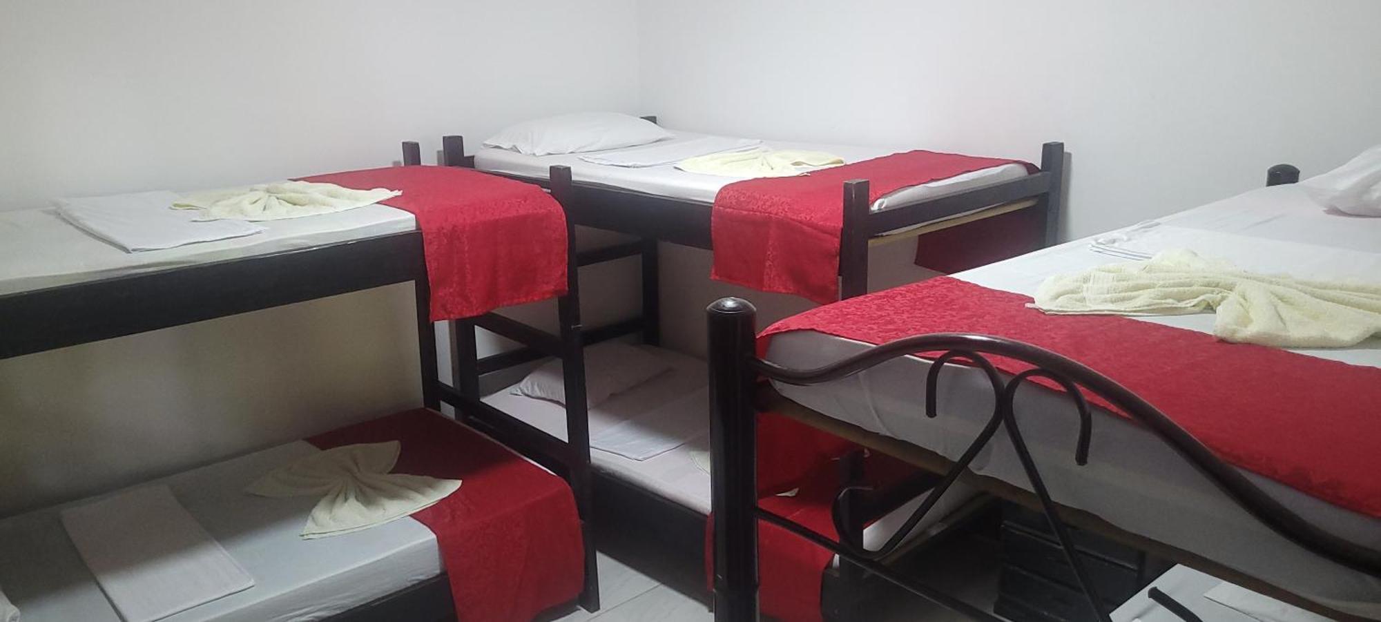 Hostal Villa Del Rio Las Brisas ビジャビエハ エクステリア 写真