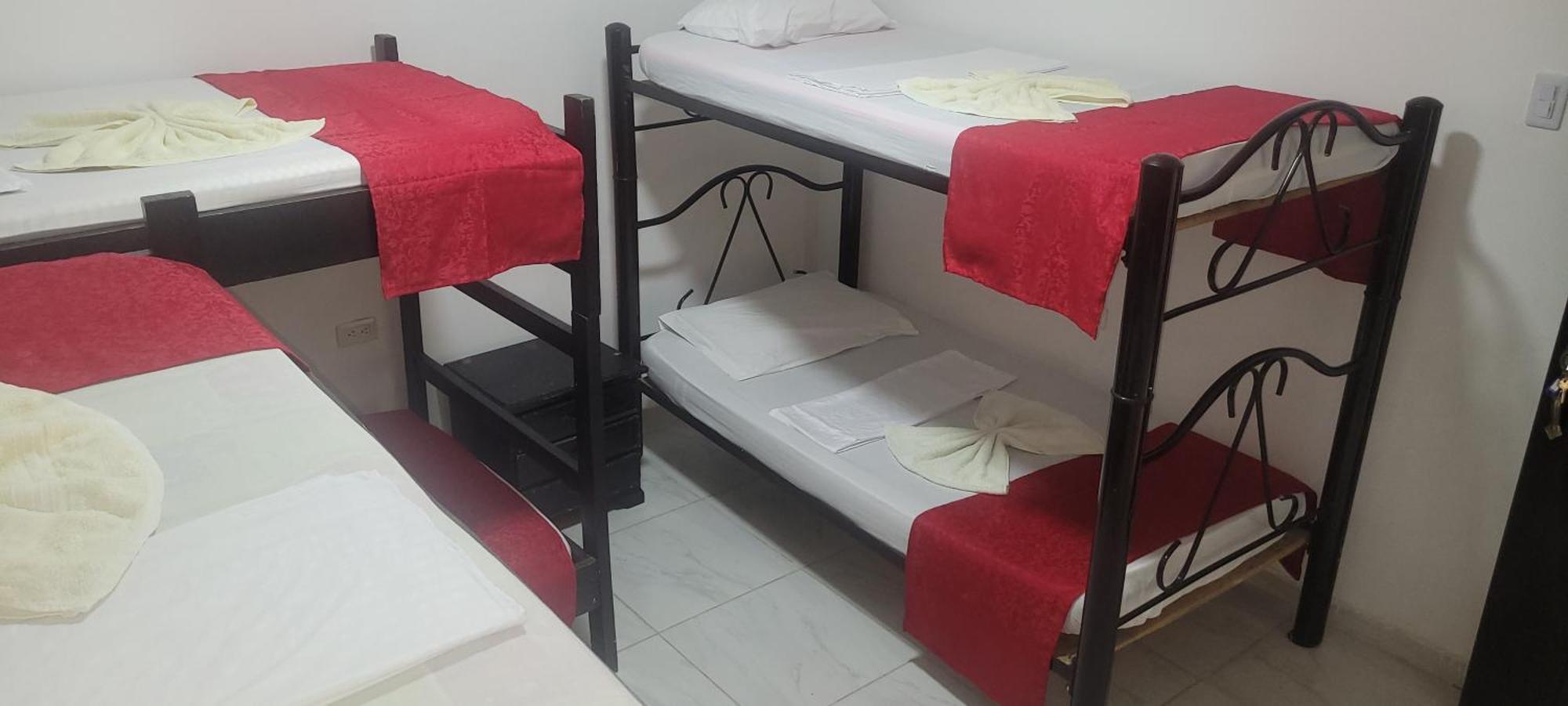 Hostal Villa Del Rio Las Brisas ビジャビエハ エクステリア 写真