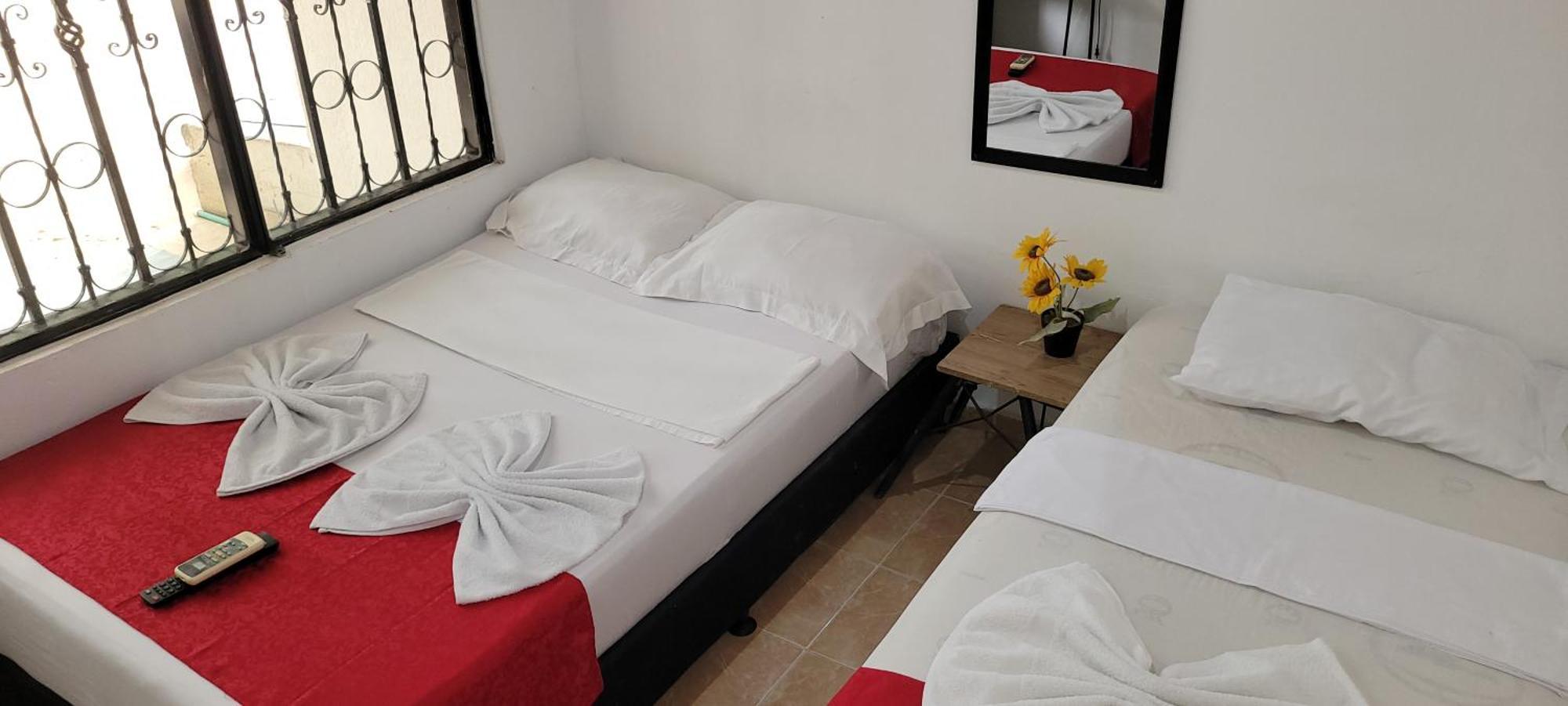 Hostal Villa Del Rio Las Brisas ビジャビエハ エクステリア 写真